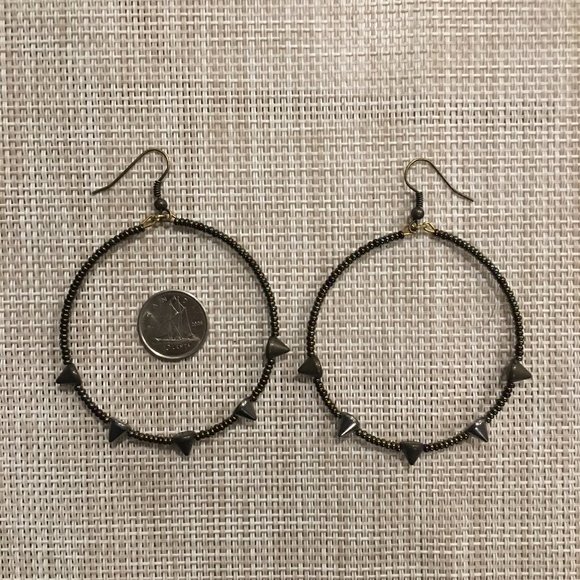 Beaded hoop earrings with spikes, new unused - Picture 3 of 4